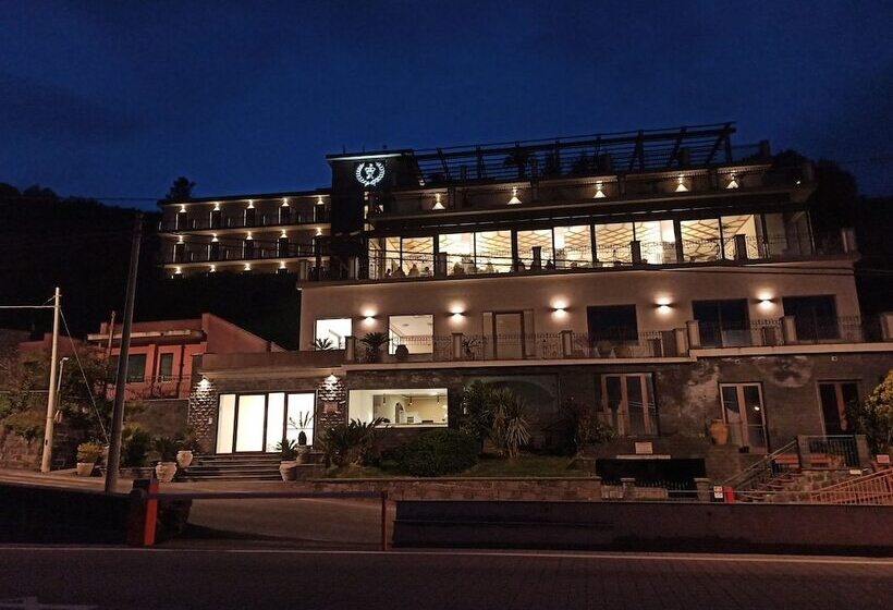 هتل Primavera Dell'etna