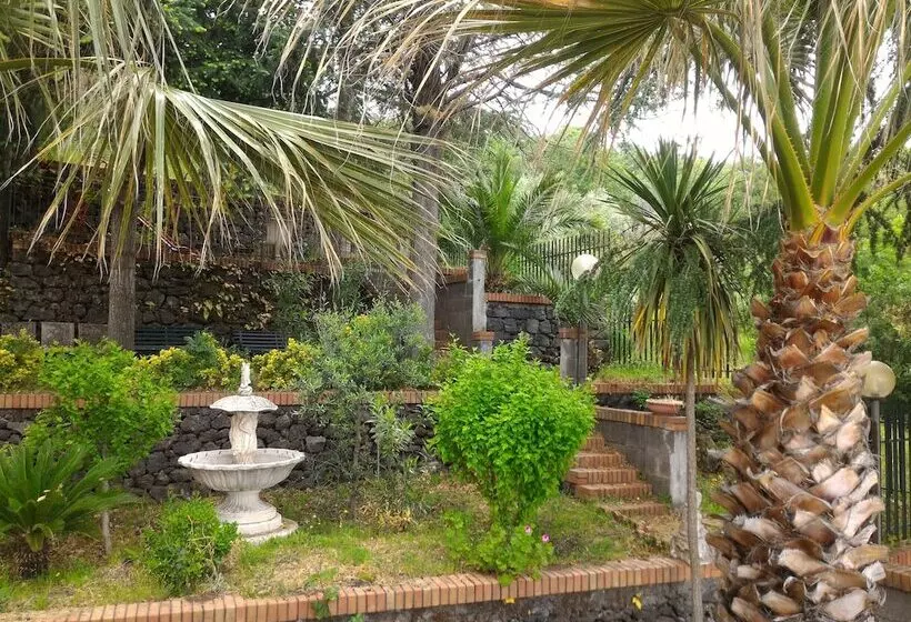 ホテル Primavera Dell'etna