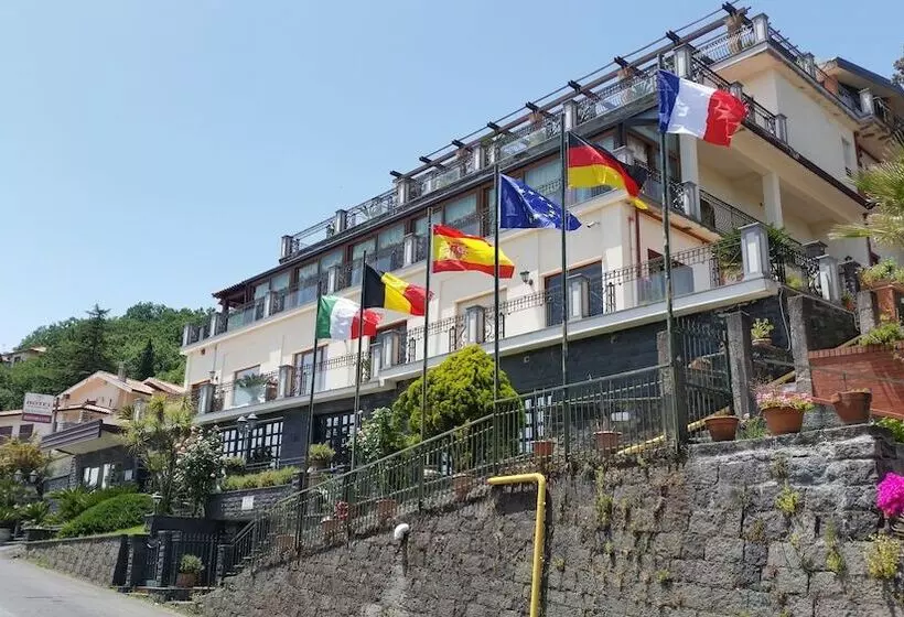 ホテル Primavera Dell'etna