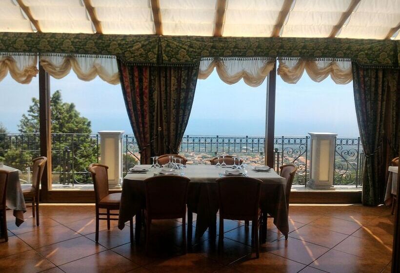 هتل Primavera Dell'etna