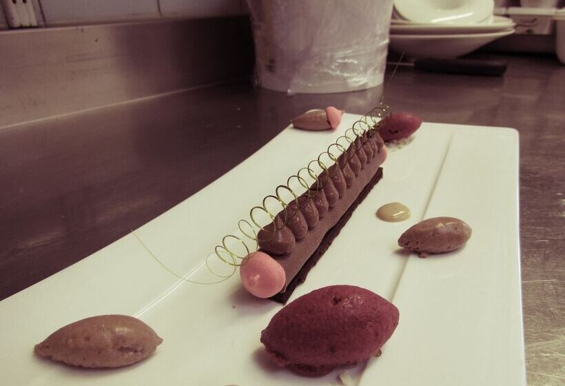 هتل Restaurant De La Marne