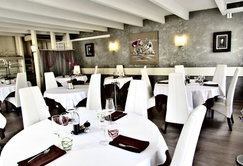 هتل Restaurant De La Marne