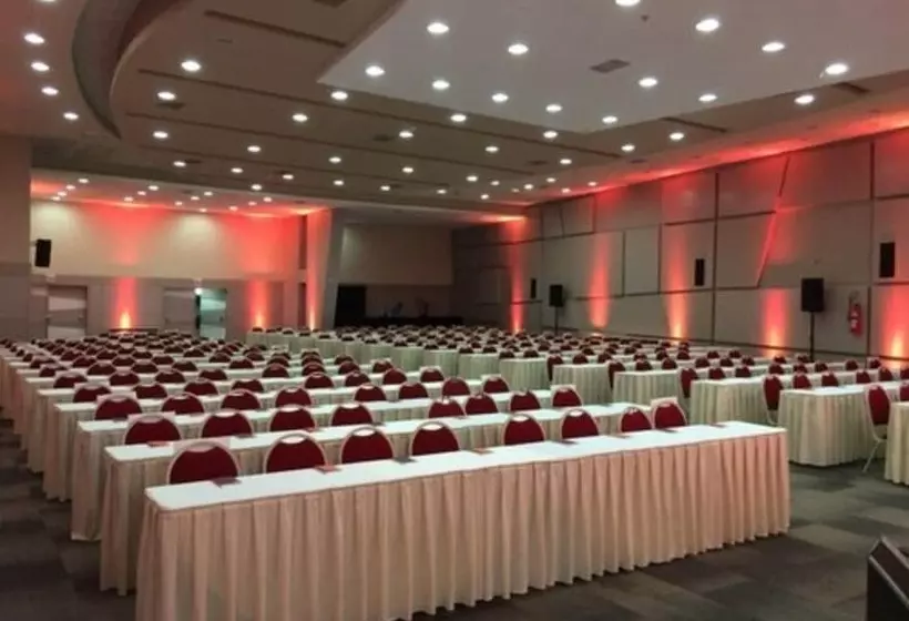 호텔 Sibara Spa & Convenções