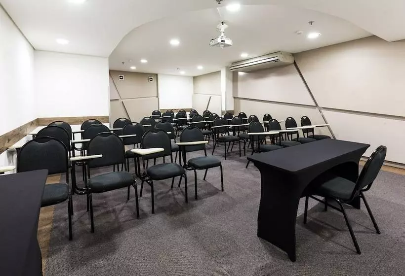 호텔 Sibara Spa & Convenções