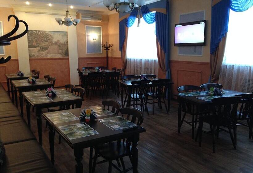 פונדק Sosnoviy Bor