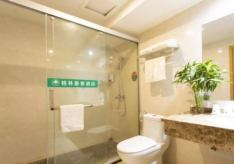 Greentree Inn Henan Zhumadian Xincai Yueliang Bay Business Hotel