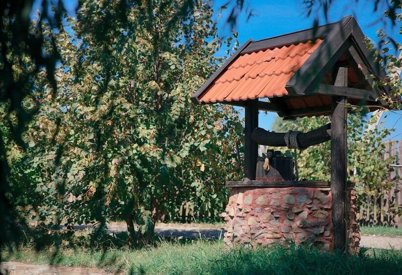 Отель Khutor Pokrovsky