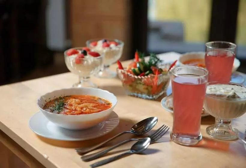 هتل Khutor Pokrovsky