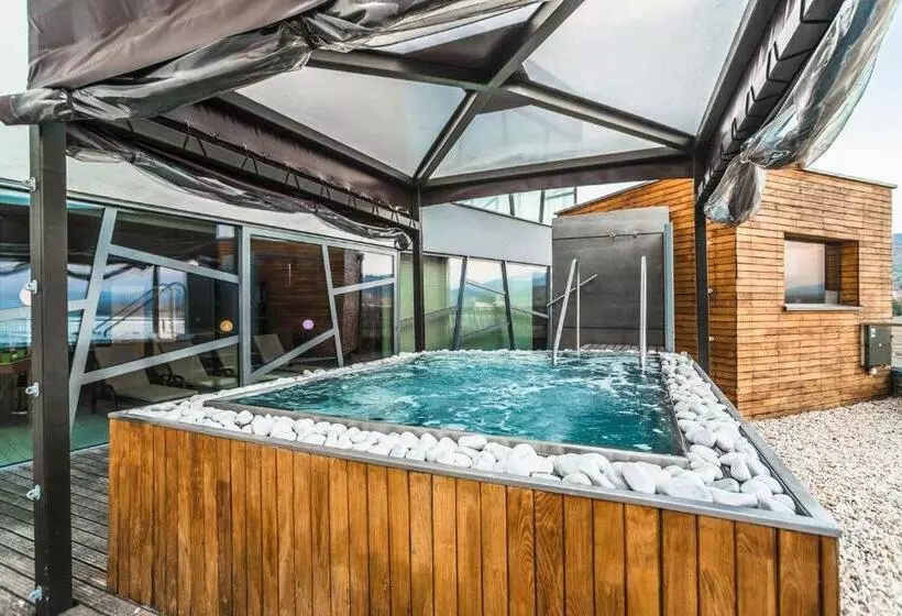 Hotelli Thermal šírava