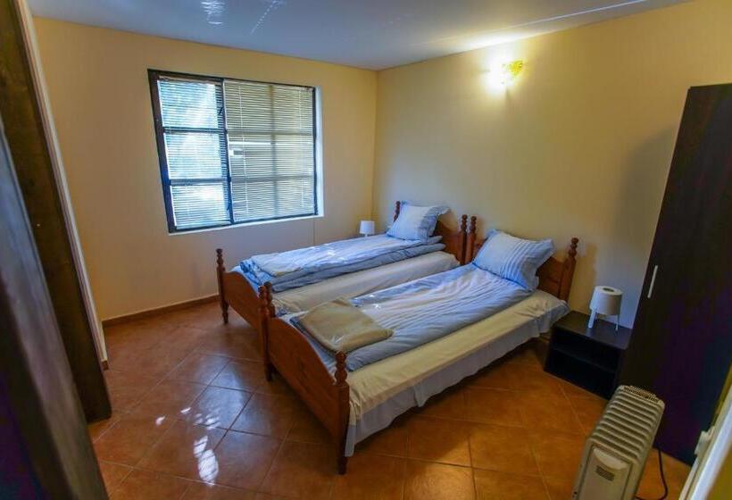 펜션 Guest House Planinska Sreshta