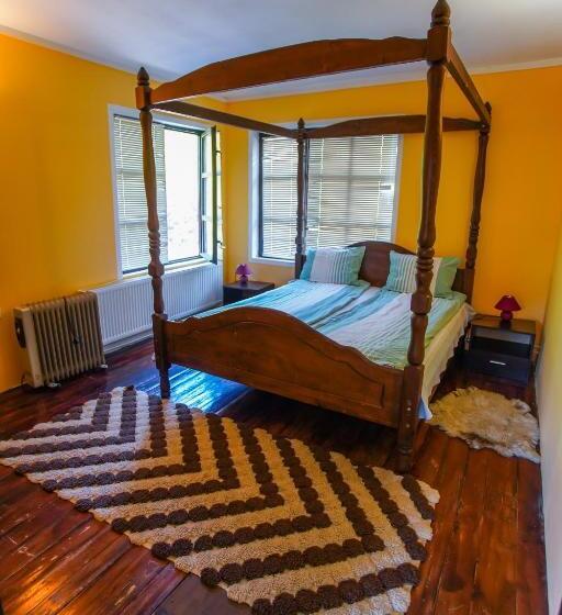 펜션 Guest House Planinska Sreshta