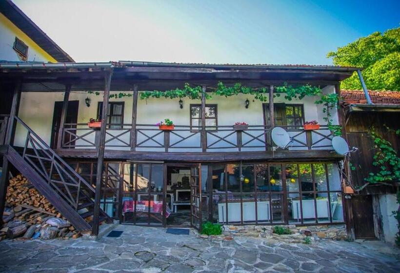 펜션 Guest House Planinska Sreshta