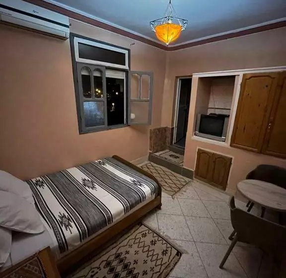 Majatalo Ighbola Ouzoud