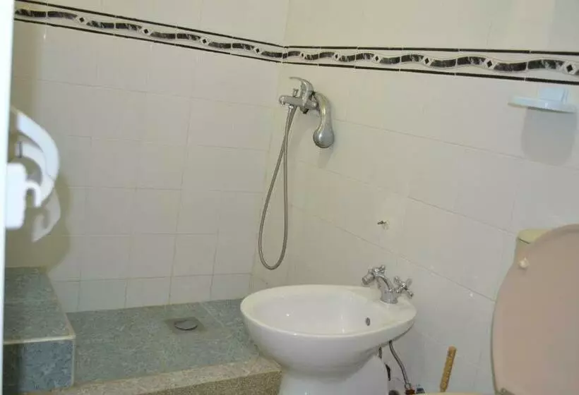 Majatalo Ighbola Ouzoud