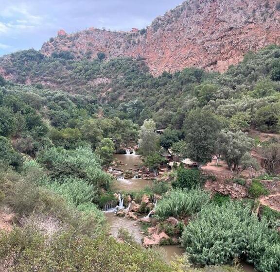 بنسيون Ighbola Ouzoud