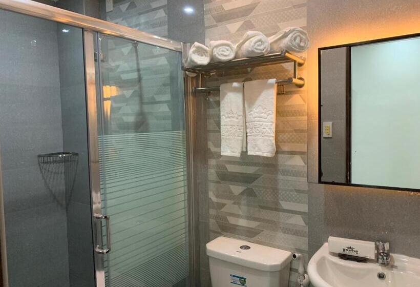 فندق Rustic Crown