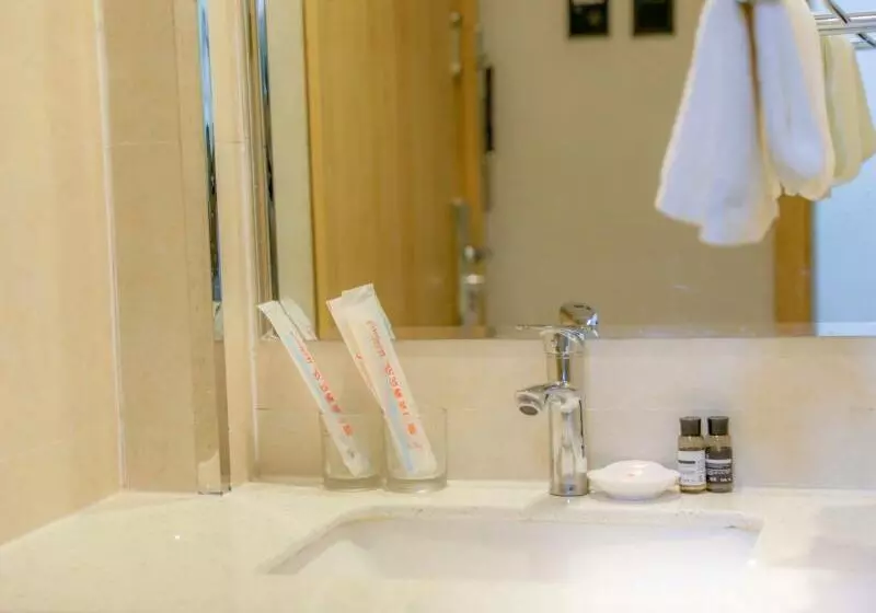 ホテル Shell Inner Mongolia Wulanhaote Xing An Street Department Store