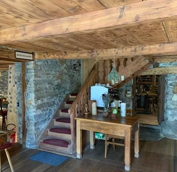 Chalet Del Lago