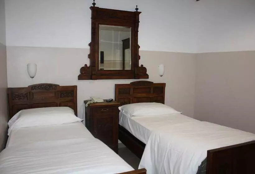 فندق Albergo Avalon