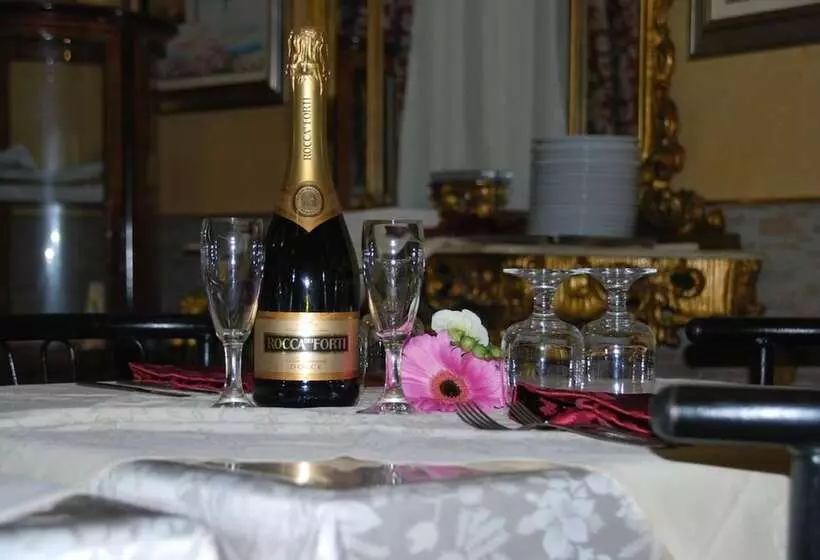 فندق Antico Distretto