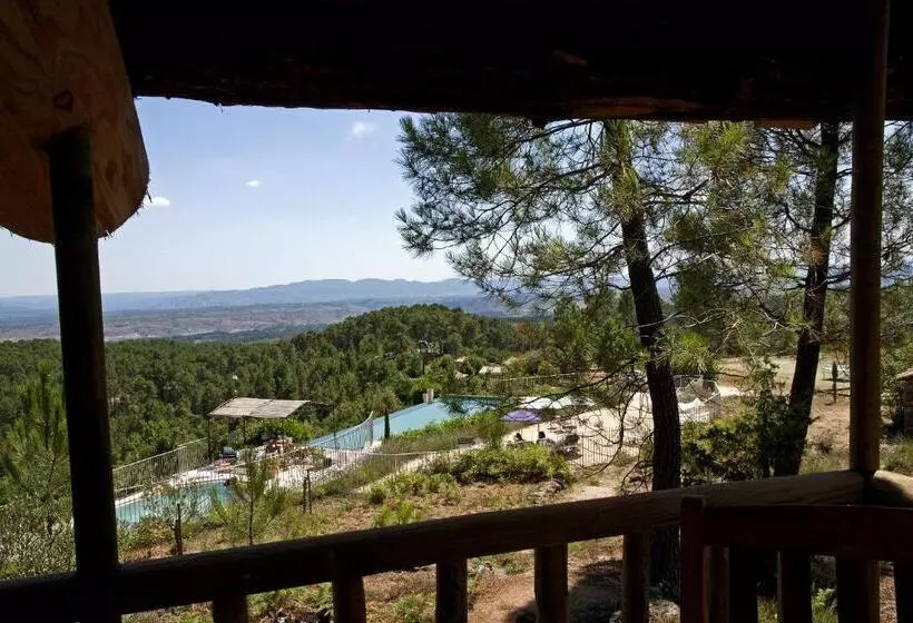 Отель Auberge De La Tour De Brison