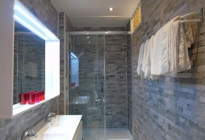 Отель Hôtel Belle Vue