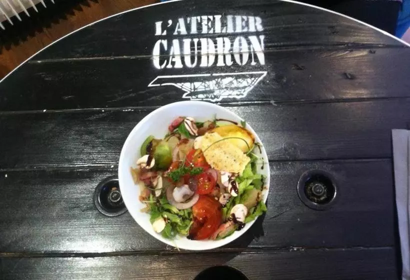 Отель Hôtel Caudron