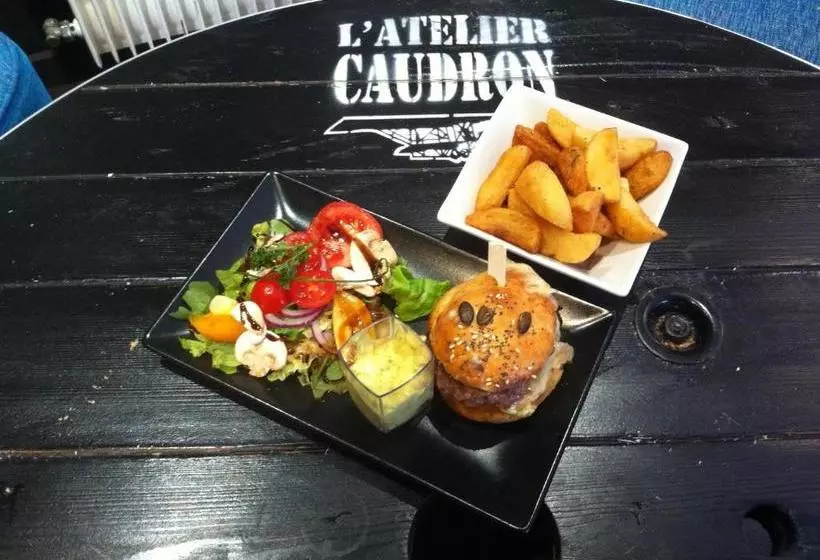 Отель Hôtel Caudron