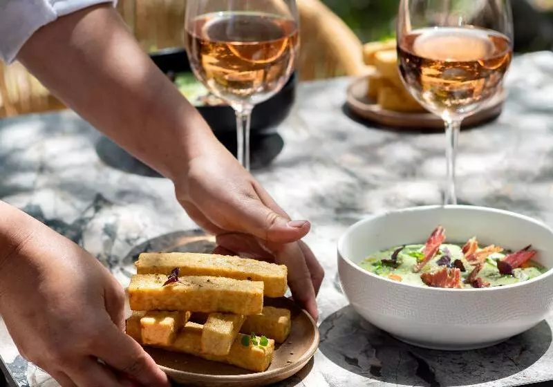 Отель Hôtel Restaurant Le Colombier