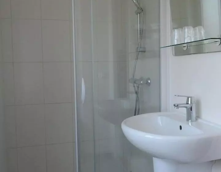 酒店 Hôtel Restaurant Les Agriculteurs