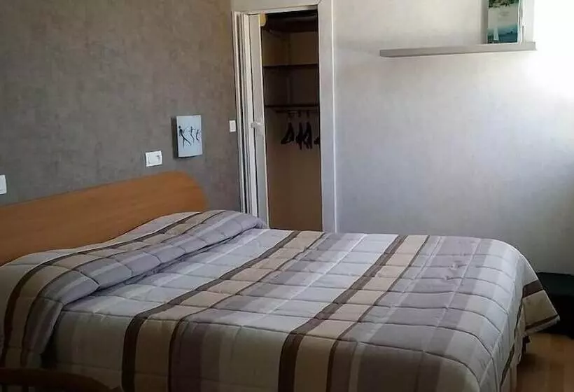 酒店 Hôtel Restaurant Les Agriculteurs