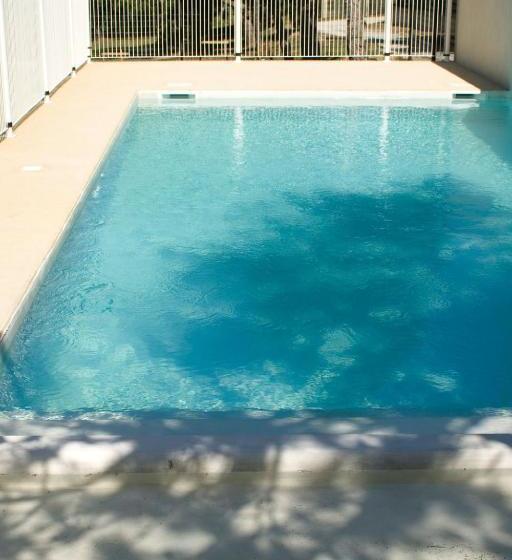 هتل Hôtel La Renaissance