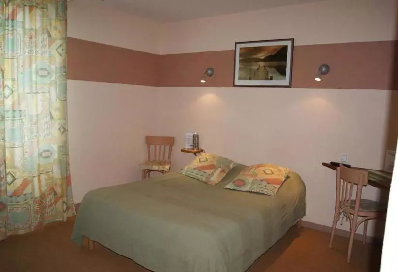 هتل Hôtel La Renaissance