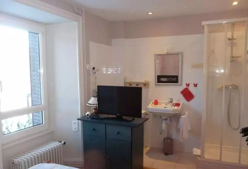 Отель Les Tilleuls