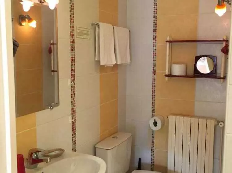 Отель Les Tilleuls