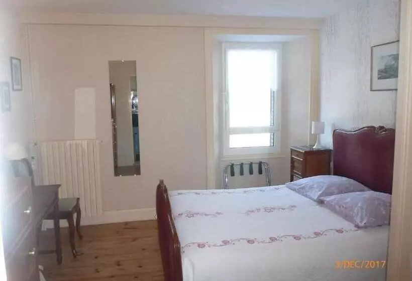 Отель Les Tilleuls