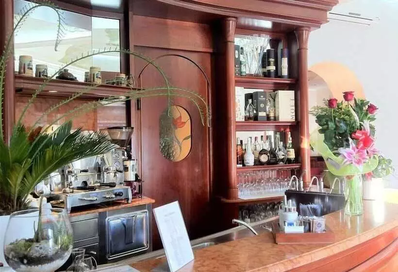 فندق Lo Scudiero