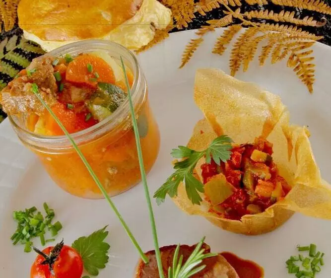 Hotelli Logis Auberge De La Truffe