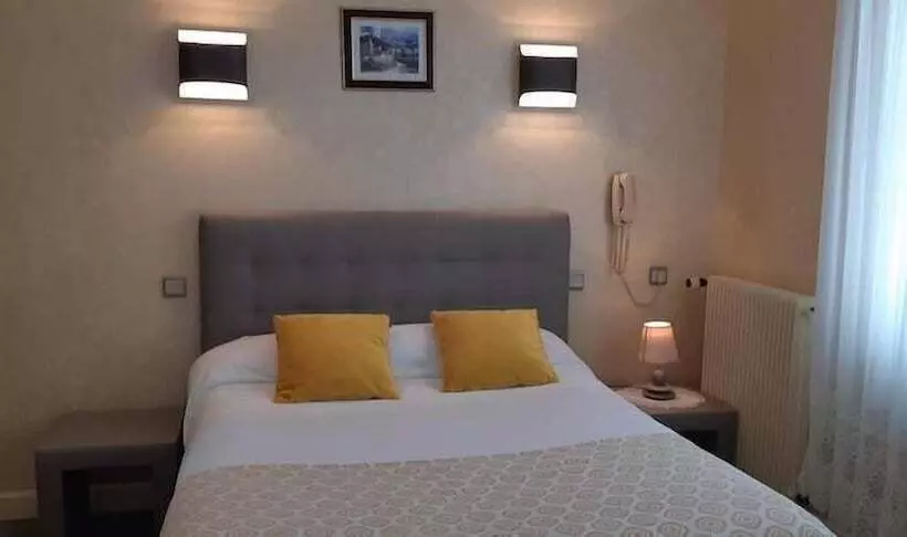 酒店 Logis Relais Des Monedieres