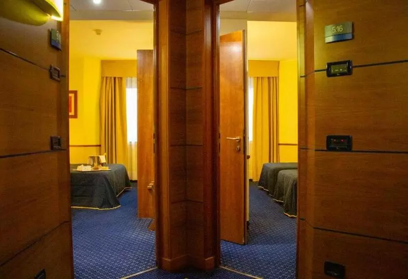 Pacific Hotel Fortino