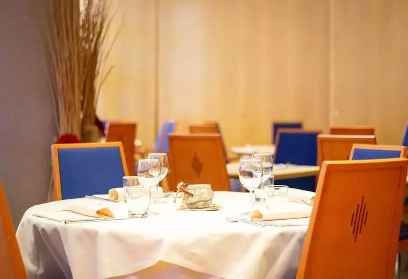 Pacific Hotel Fortino