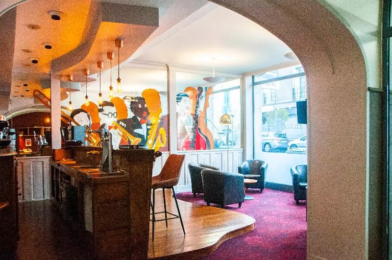 هتل The Originals City, Hôtel Bristol, Le Puyenvelay