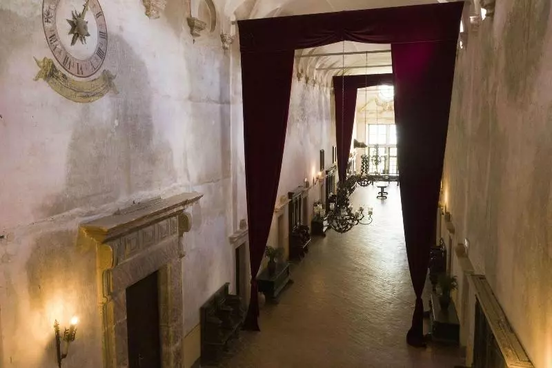 Abbazia Santa Maria Del Bosco