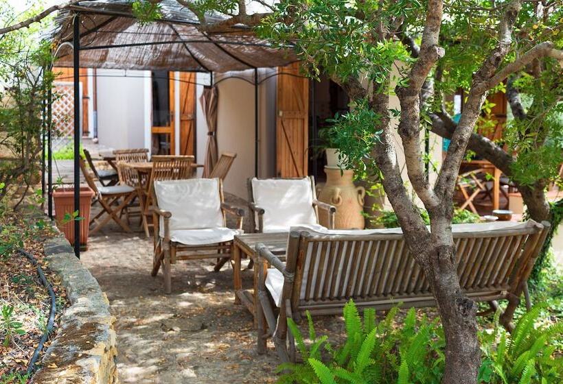 تختخواب و صبحانه Sa Guardia De Ferricci