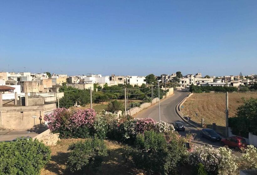 مبيت وإفطار Triple Room City Centre With Ac,wifi,garden,bike