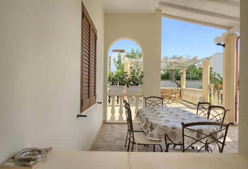 مبيت وإفطار Triple Room City Centre With Ac,wifi,garden,bike