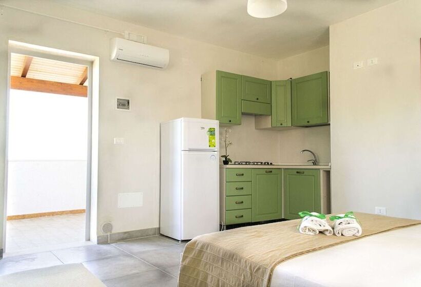 مسافرخانه Salento Vacation Villa La Cisterna