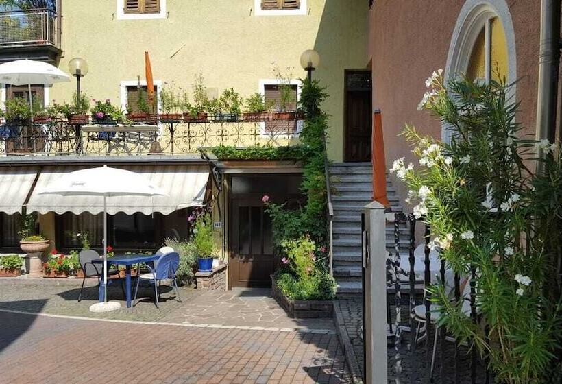 호텔 Gasthof Albergo Ressmair