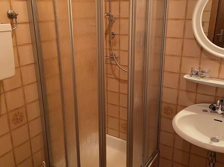 호텔 Gasthof Albergo Ressmair