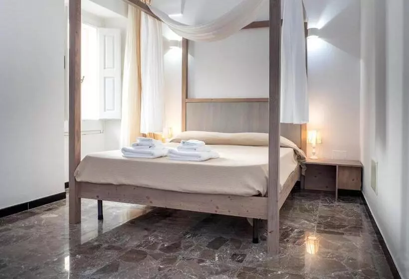 ペンション Lucente Rooms & Suites